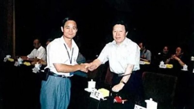 喜讀《中華風(fēng)采》第289期“曹發(fā)明文學(xué)作品精選”專(zhuān)集讀后感