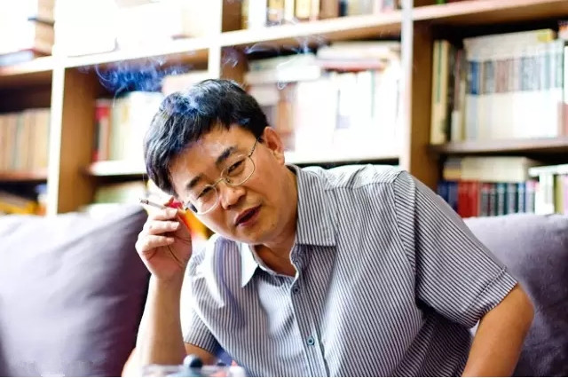 趙勇：一個(gè)文藝?yán)蠞h的自白