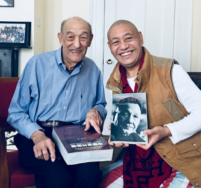 哈佛大學(xué)著名教授傅高義今天會(huì)見中國(guó)著名藝術(shù)家丁正耕